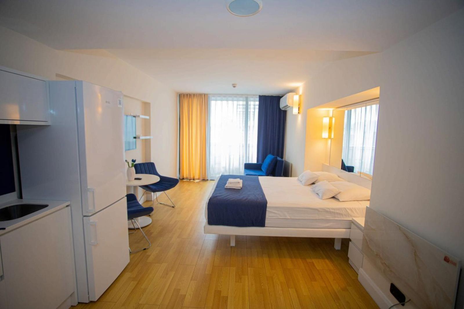 Orbi Aparthotel In バトゥーミ エクステリア 写真