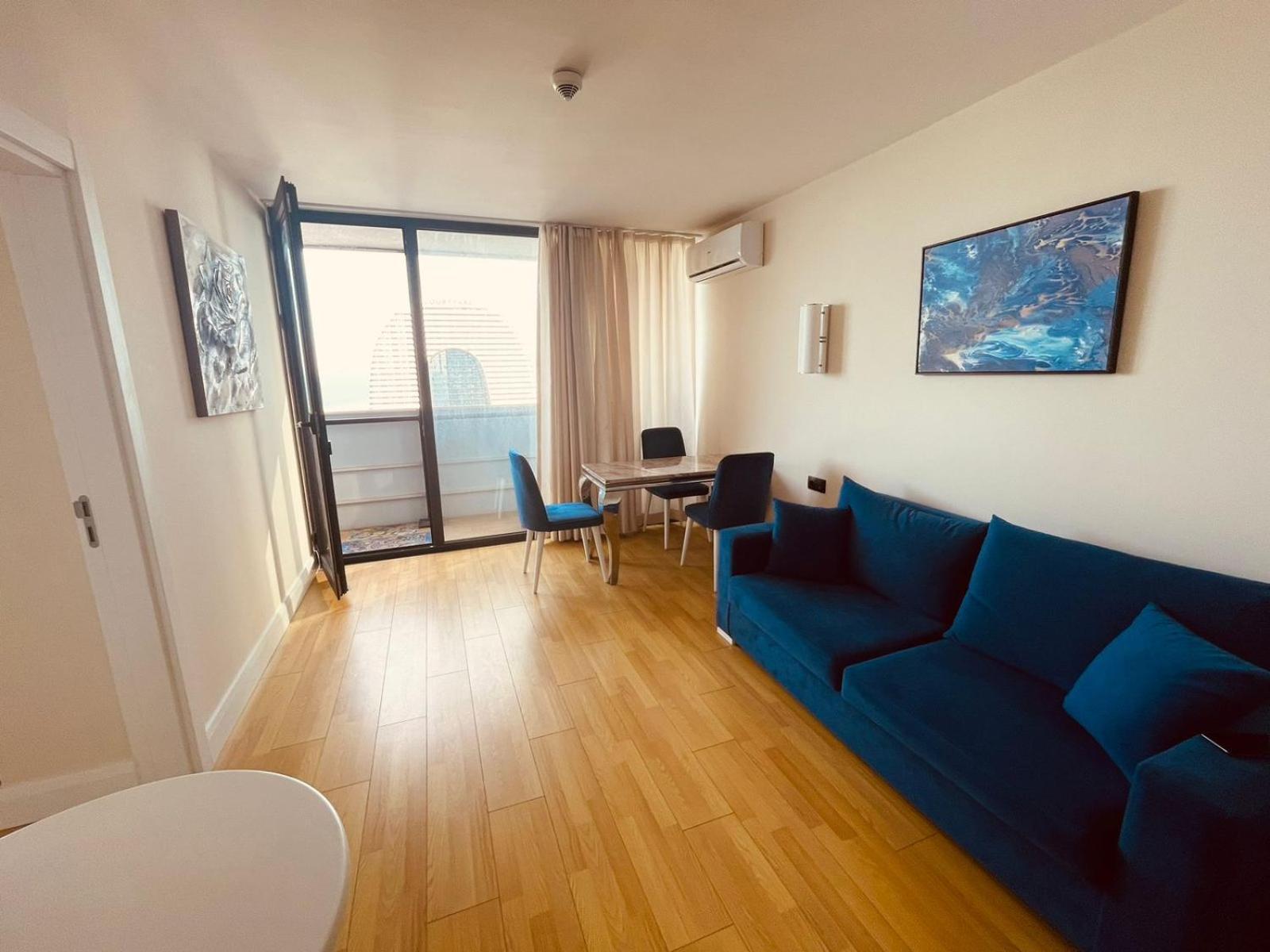 Orbi Aparthotel In バトゥーミ エクステリア 写真