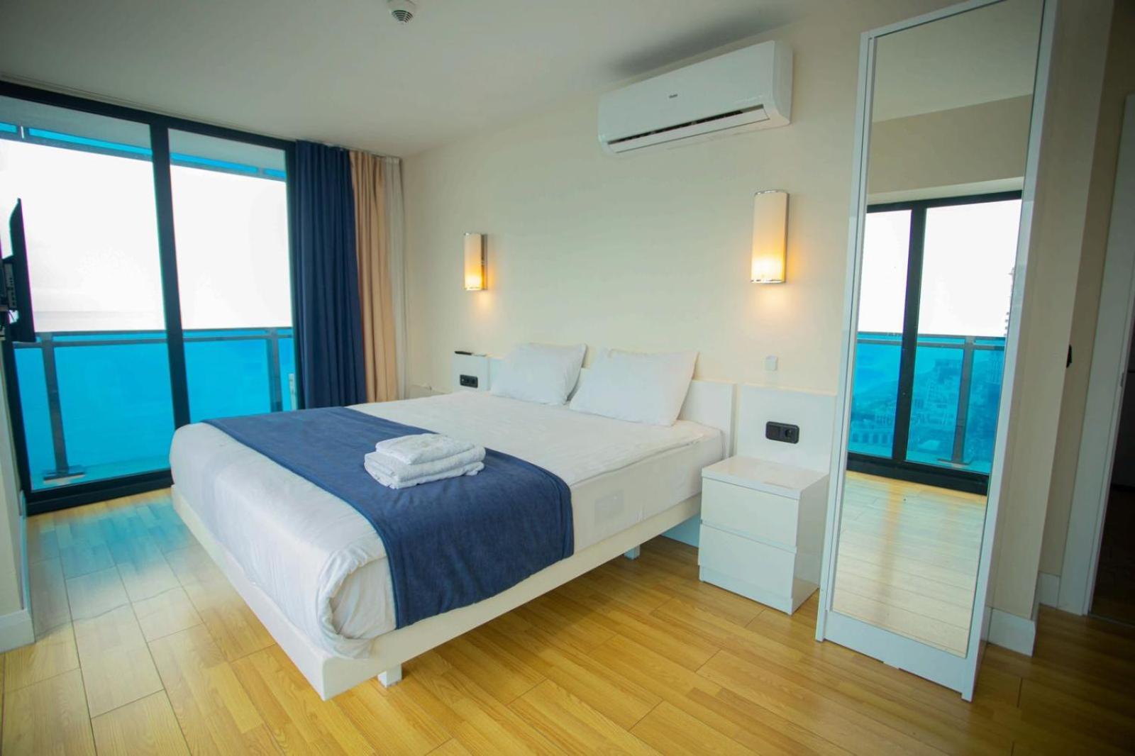Orbi Aparthotel In バトゥーミ エクステリア 写真